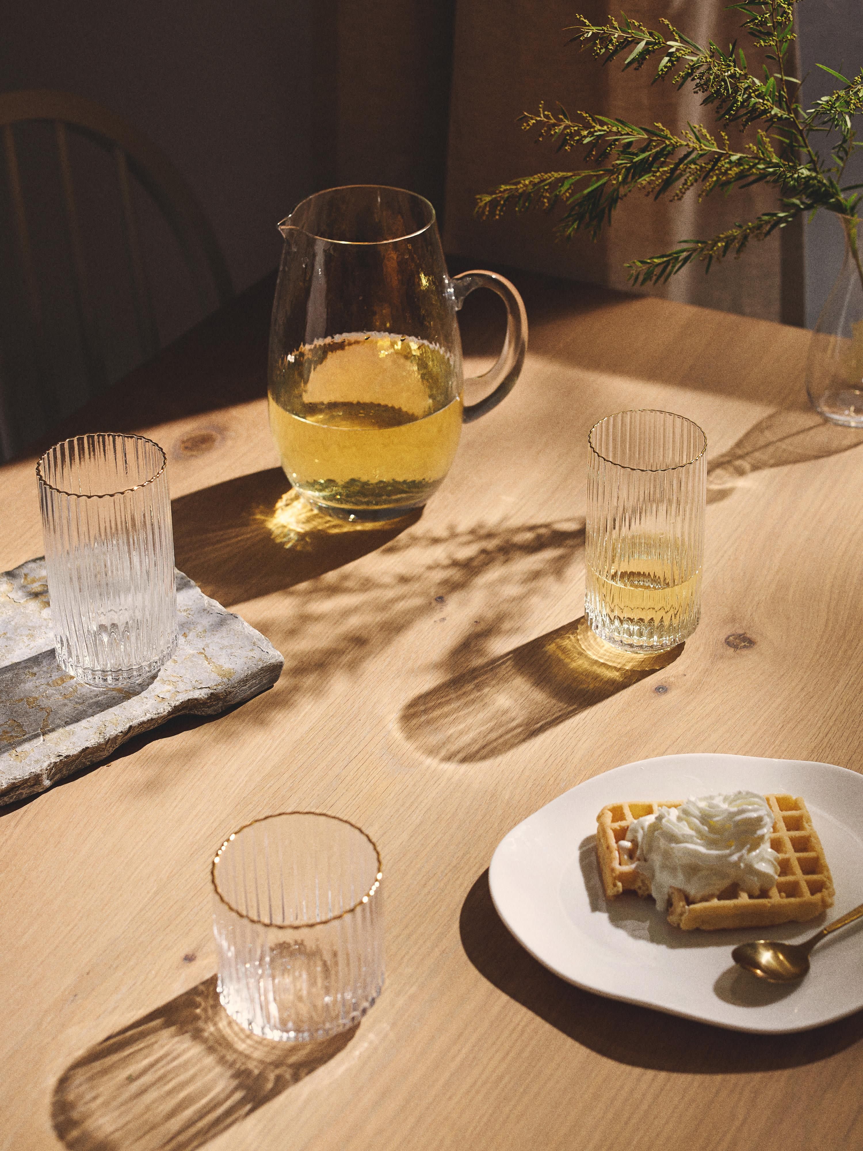 Mundgeblasene Longdrinkgläser Aleo mit Goldrand, 4er-Set