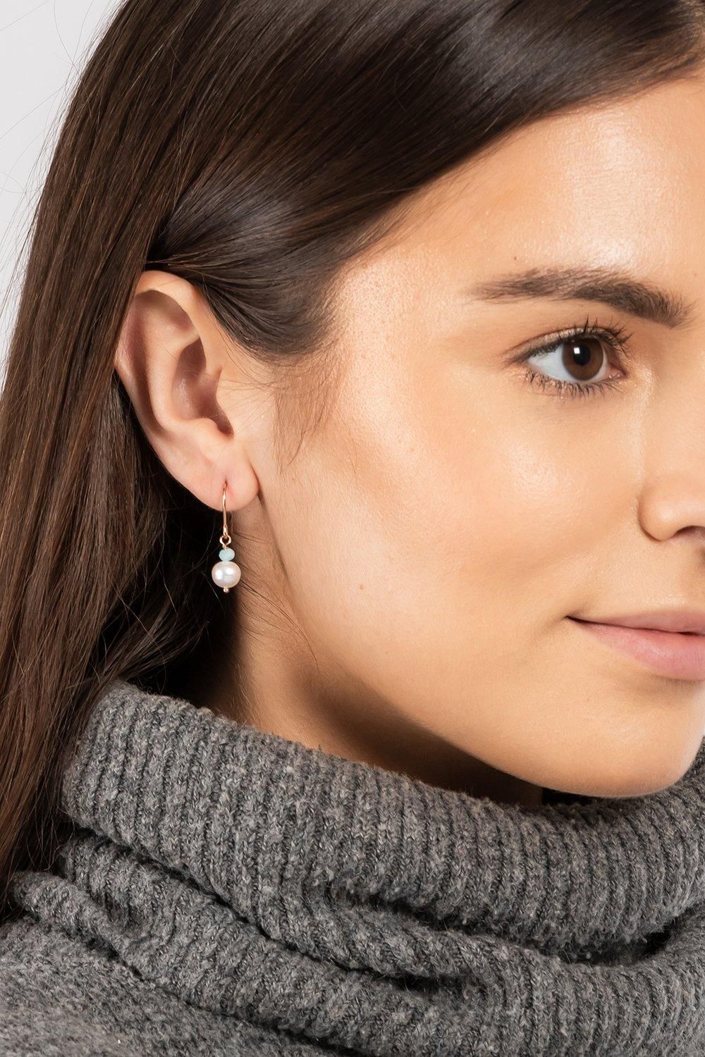 Pure Luxuries London Gift Packaged 'Hildie' 18ct Rose Gold Plated 925 Silver & Freshwater Pearl Drop Earrings