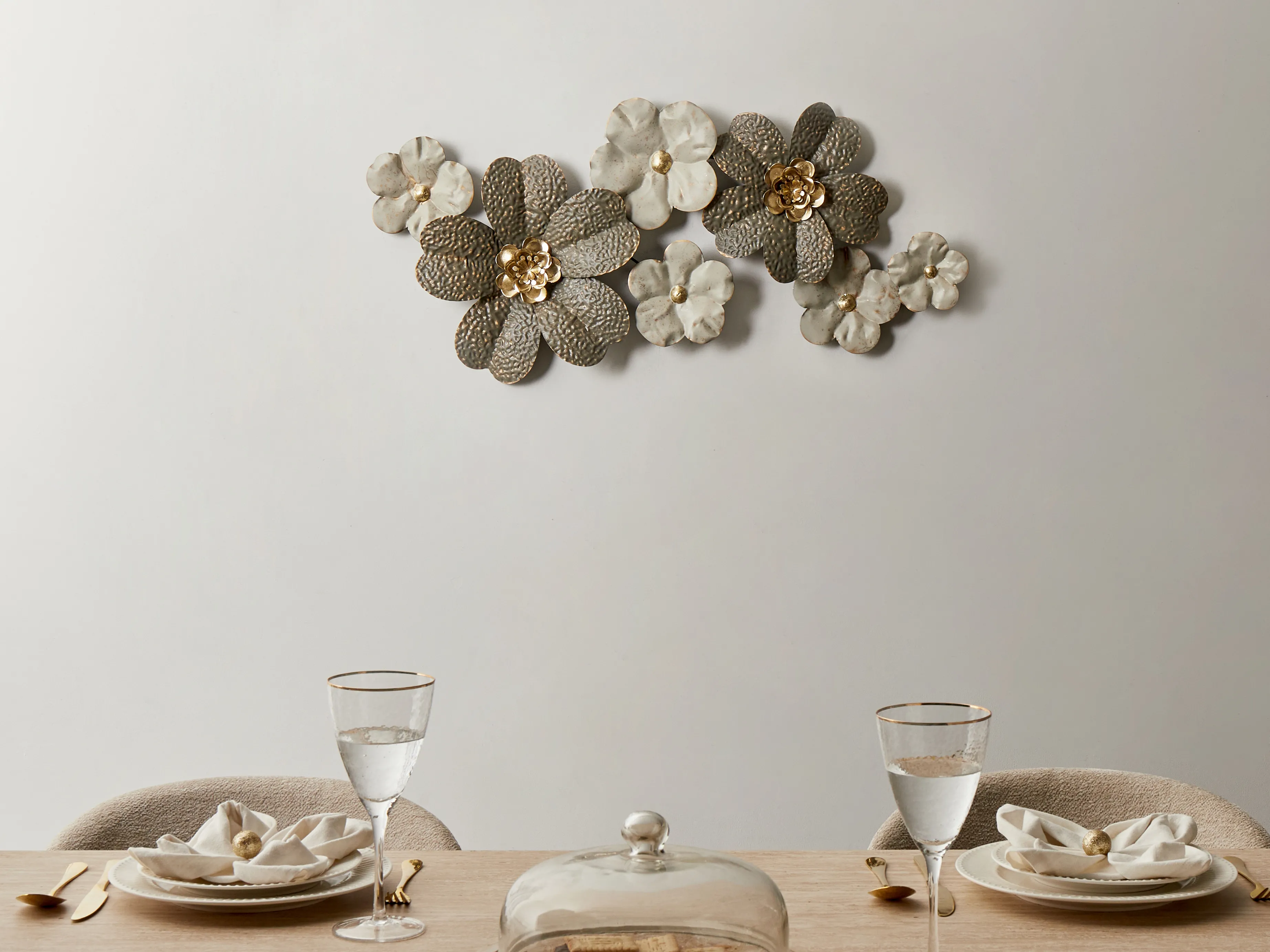 Wall Decor Flower LANTHANUM Metal 52 cm Beige