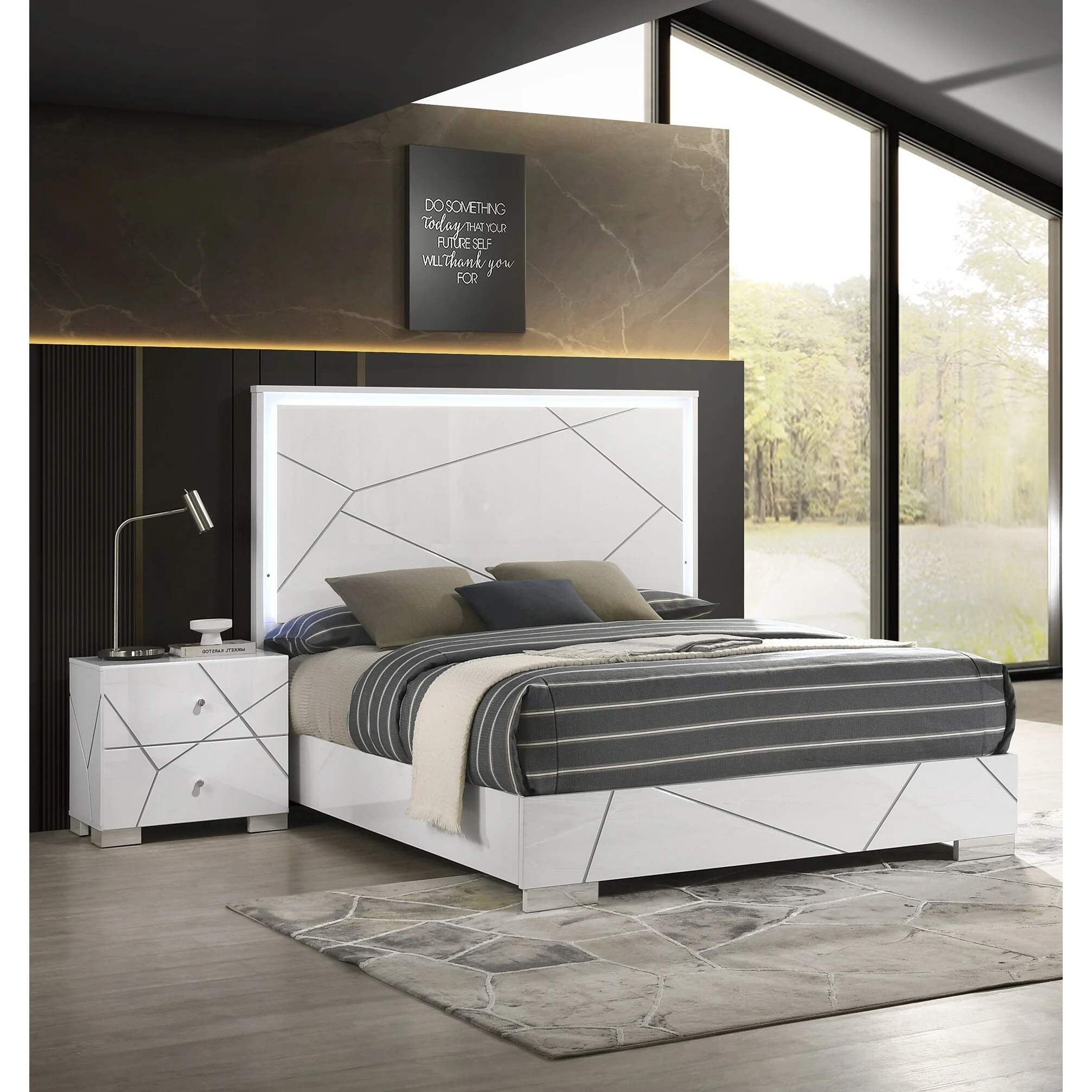 Stylish Wooden Nightstand with Dual Drawers for Enhanced Organization