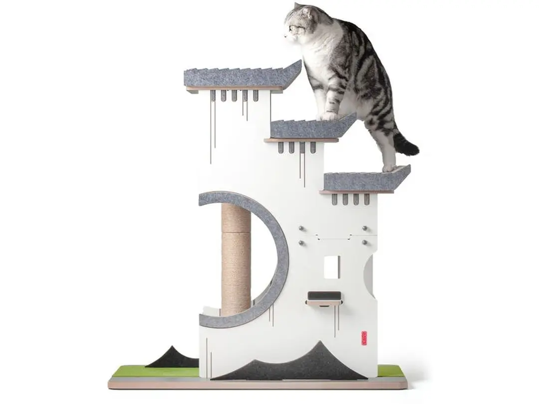 Kratzbaum CanadianCat