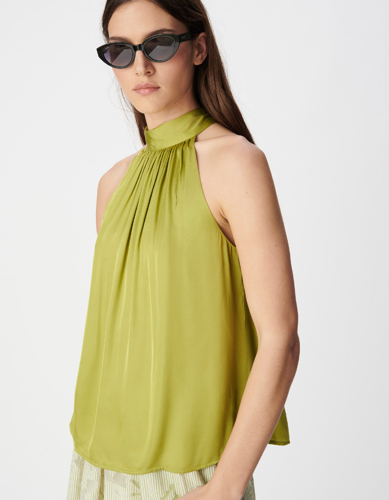 Top sans manches vert satiné Femme