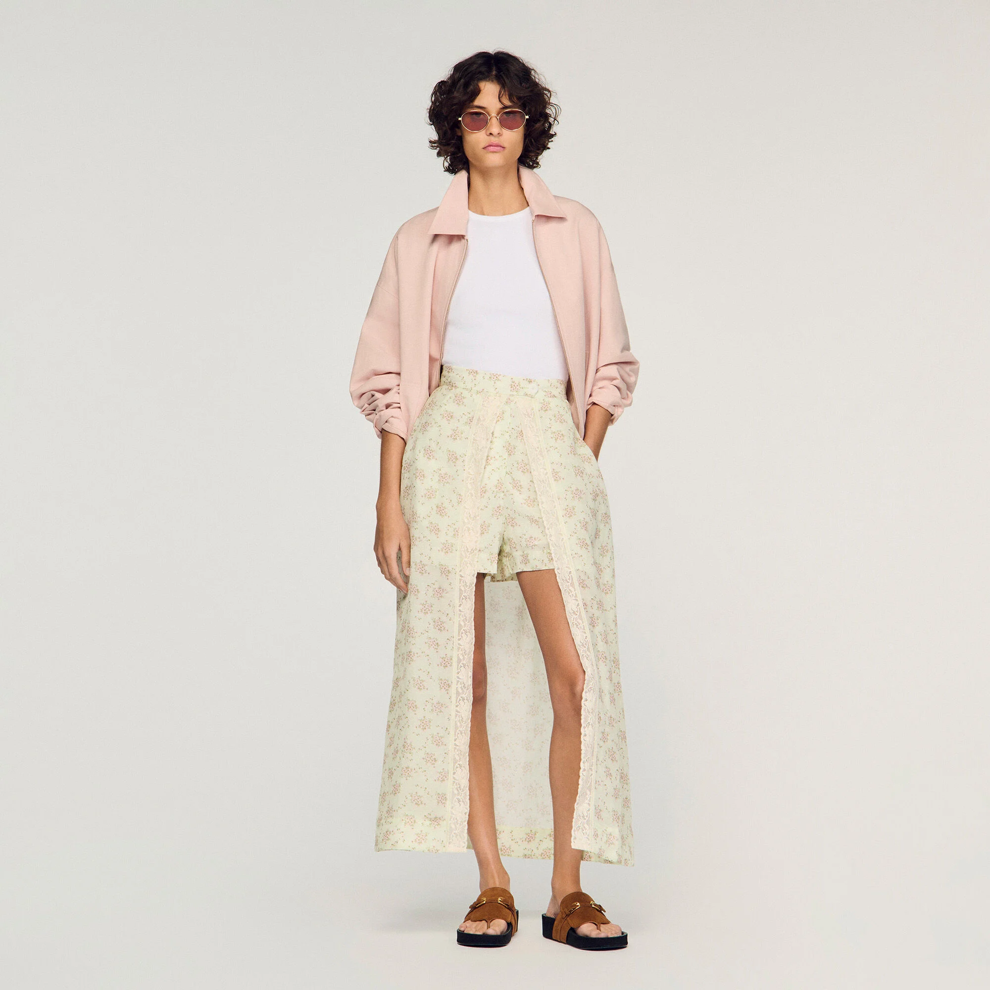 Jupe short longue à imprimé fleurs