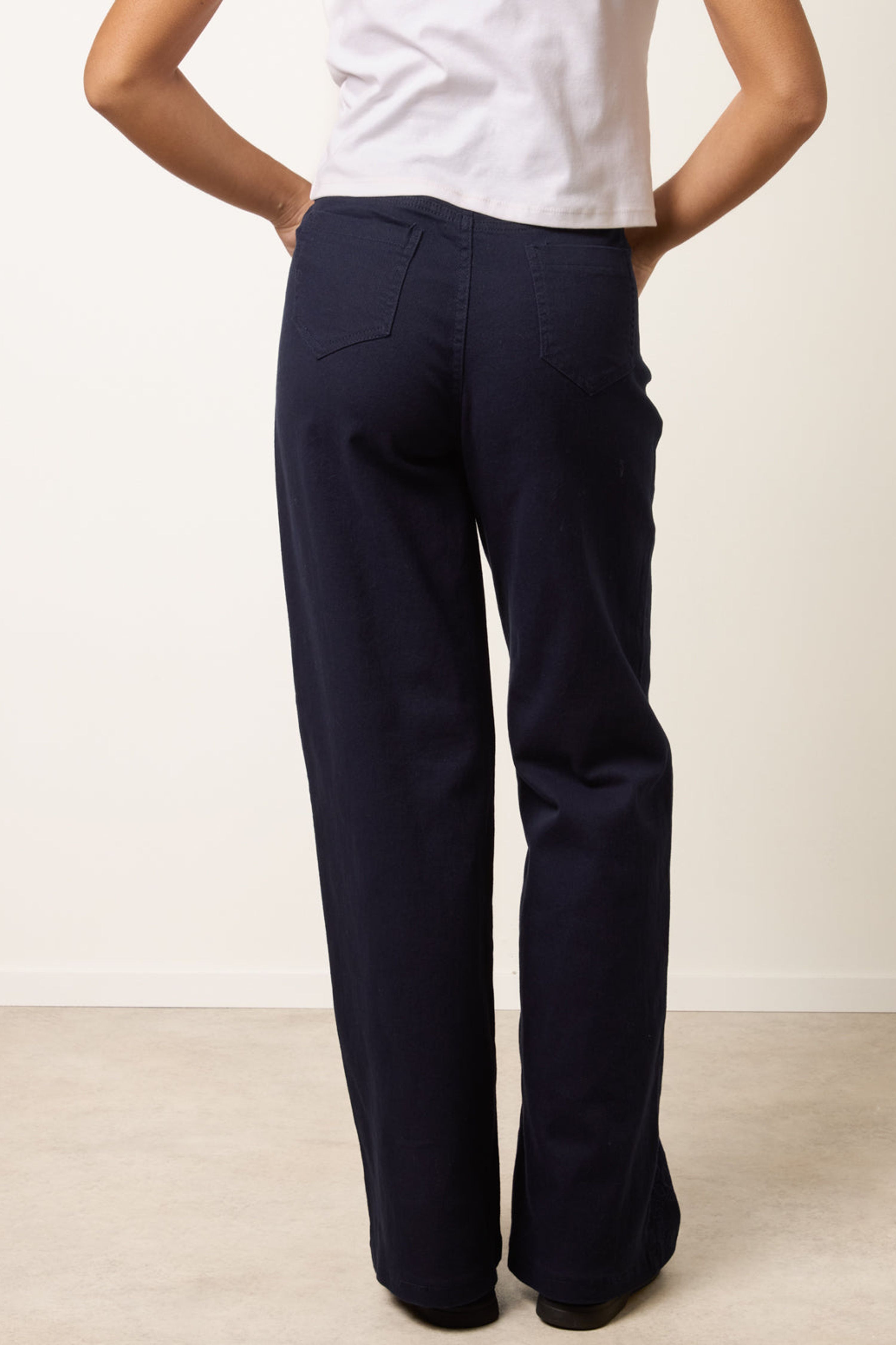 Blue Vanilla Navy Floral Embroidered Detailed Flared Jeans