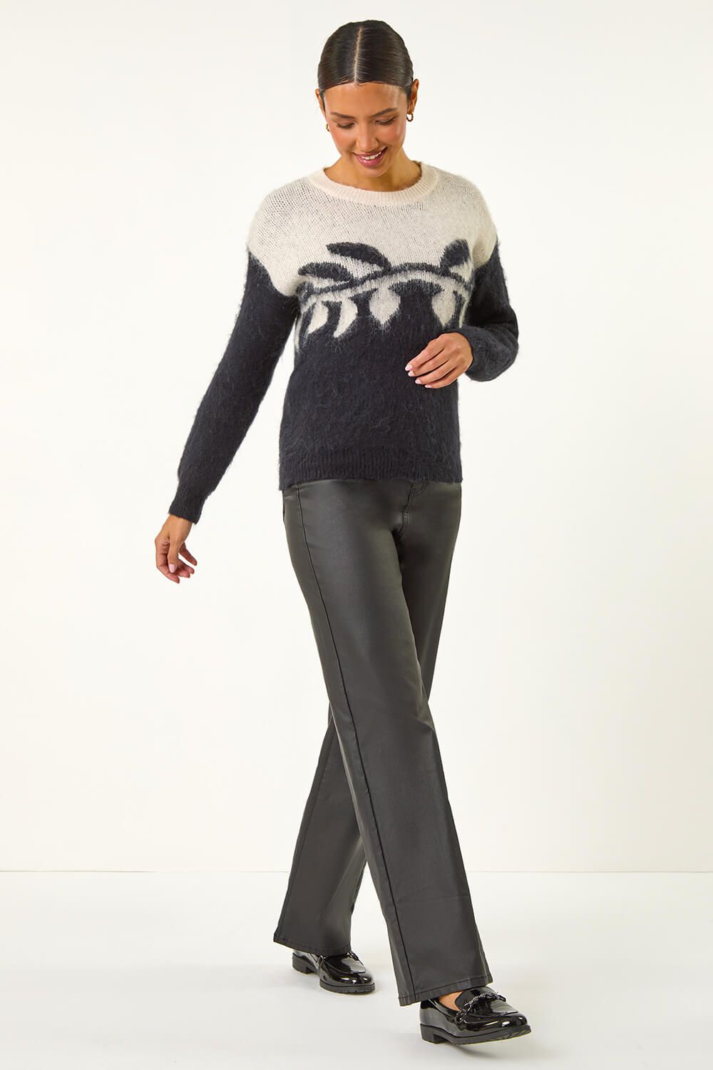 Roman Leaf Jacquard Crew Neck Knit Jumper