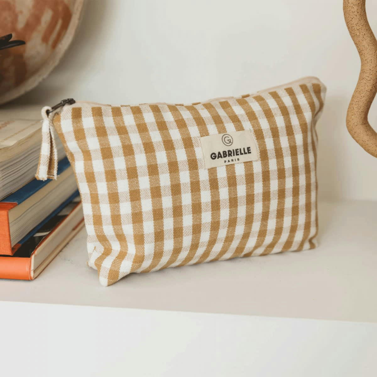 PAR AMOUR - Trousse en coton imprimé Vichy beige