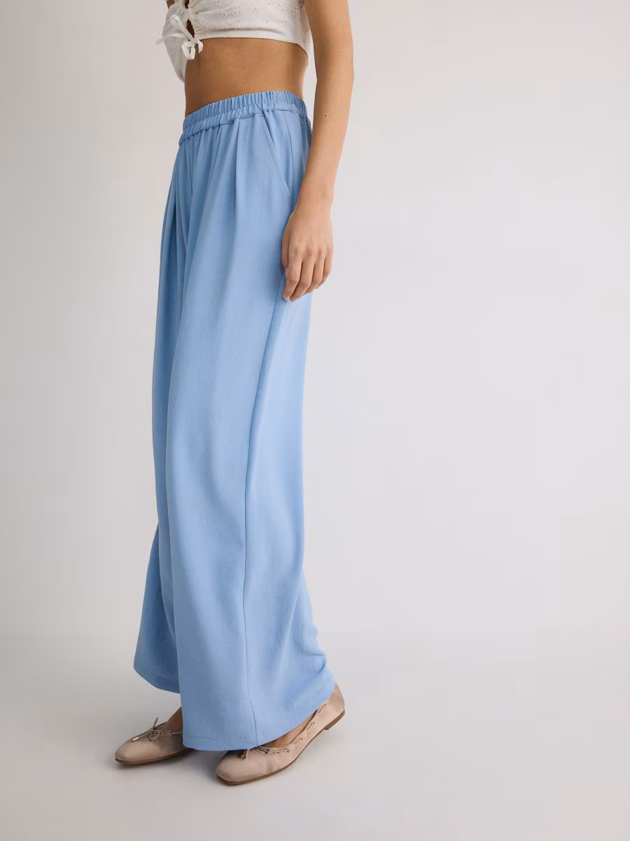 Wide Leg Trousers