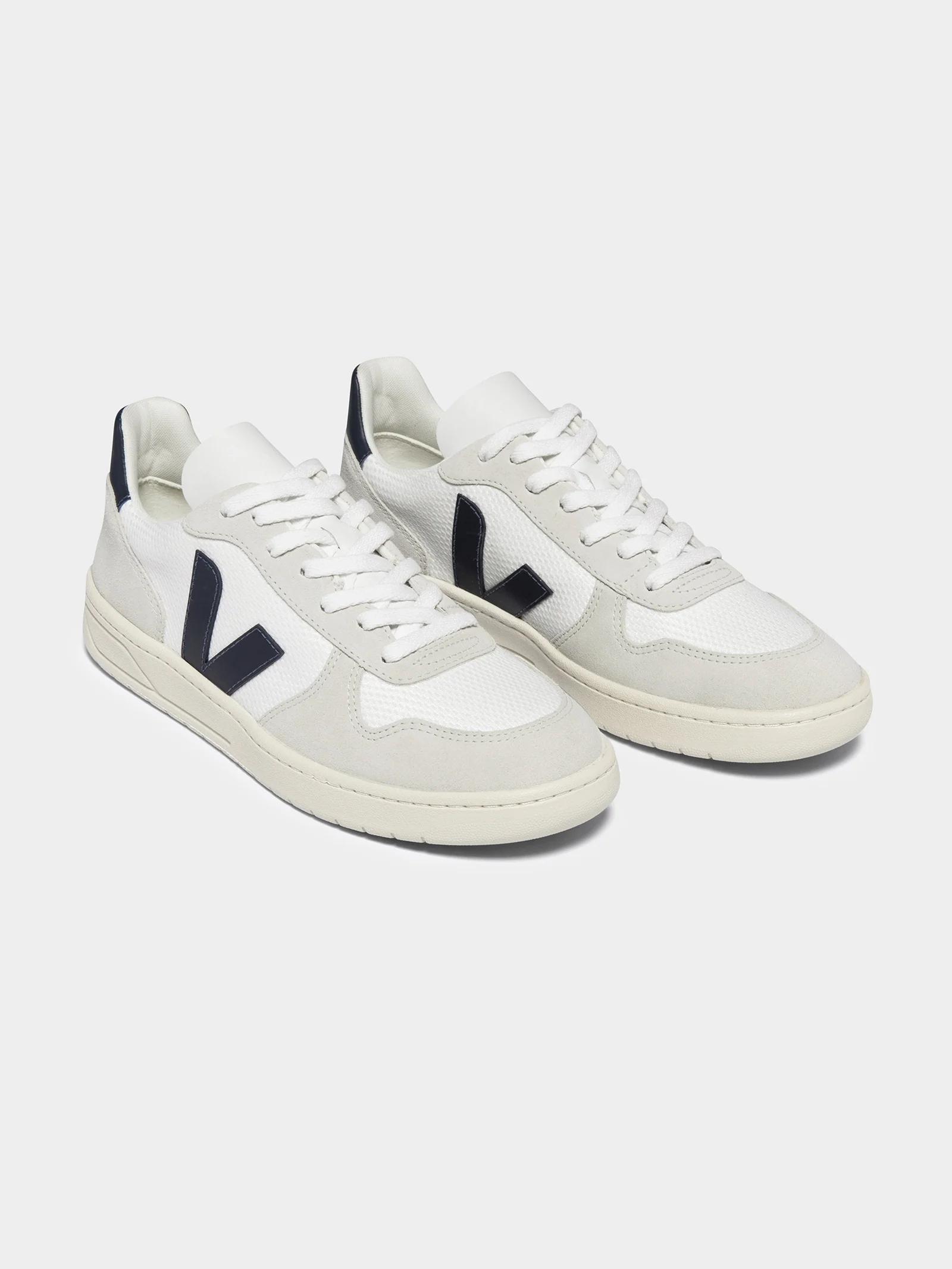 Mens V10 Leather Suede Sneakers