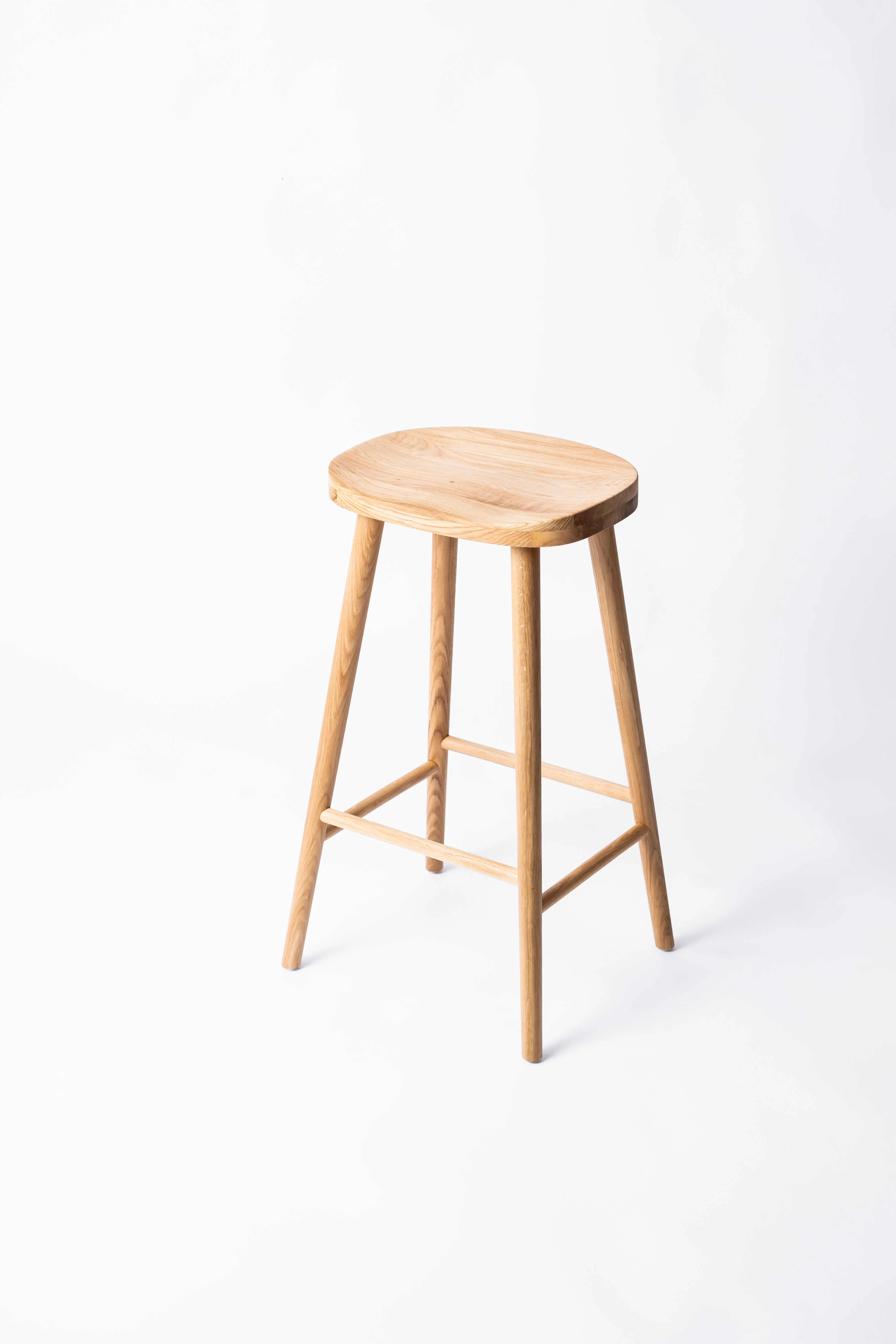 Barkruk Bulky eikenhout