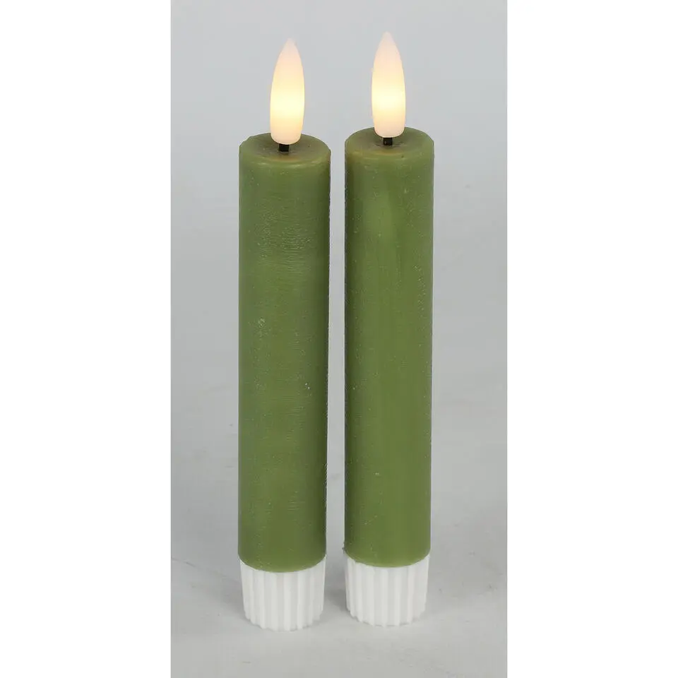 Countryfield Led kaarsen/dinerkaarsen - 2x stuks - groen - 15 cm