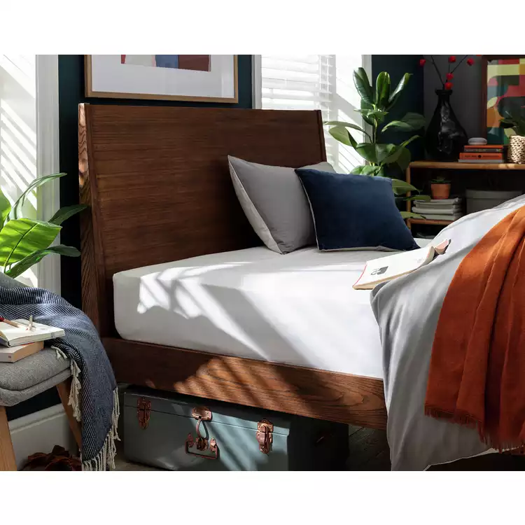 Habitat Cotton Rich 180 TC Plain White Fitted Sheet - Single