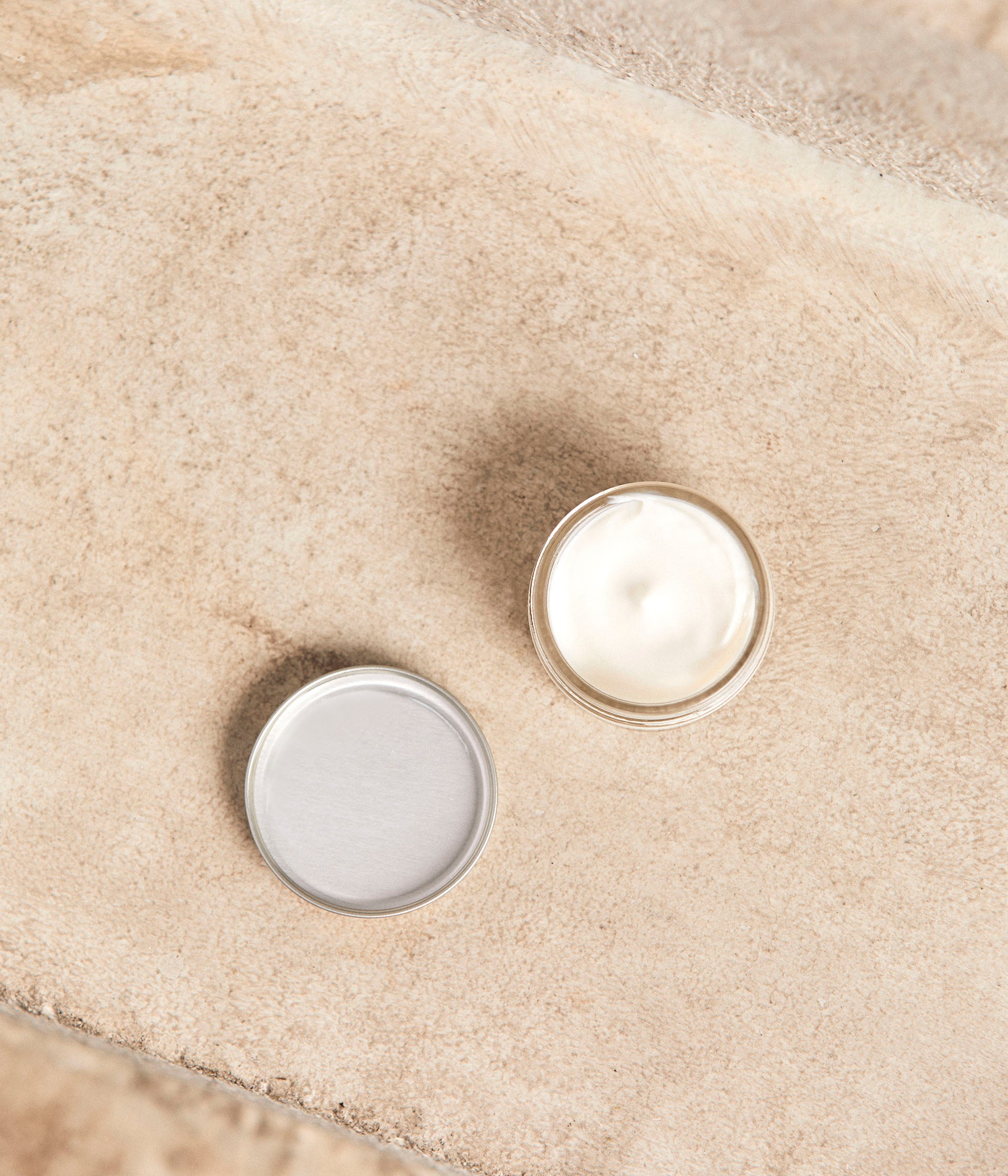 Crème de beauté incolore