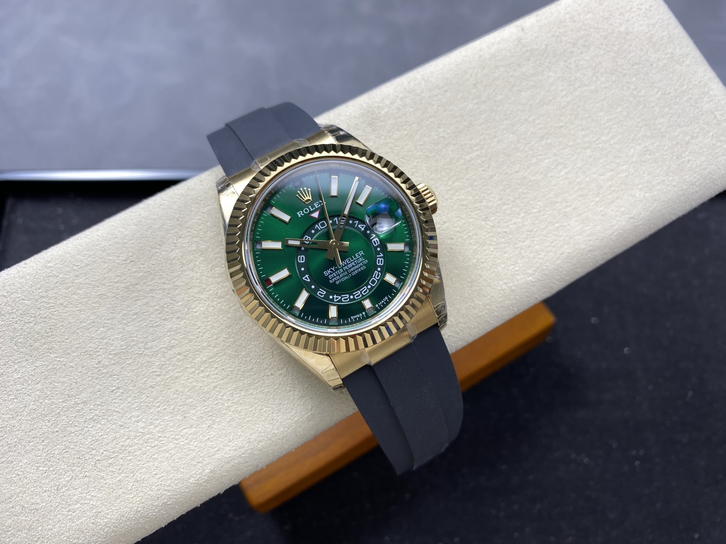 Rolex Sky-Dweller YG Plated Green Dial 42mm Oysterflex Super Clone