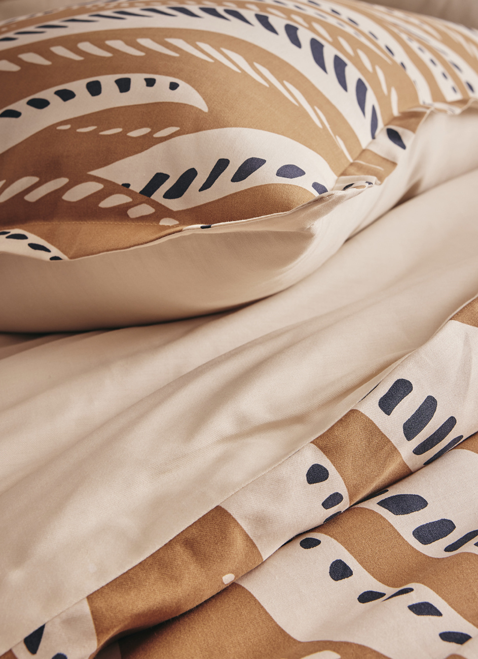 HOUSSE DE COUETTE EN SATIN CORALIE CARAMEL