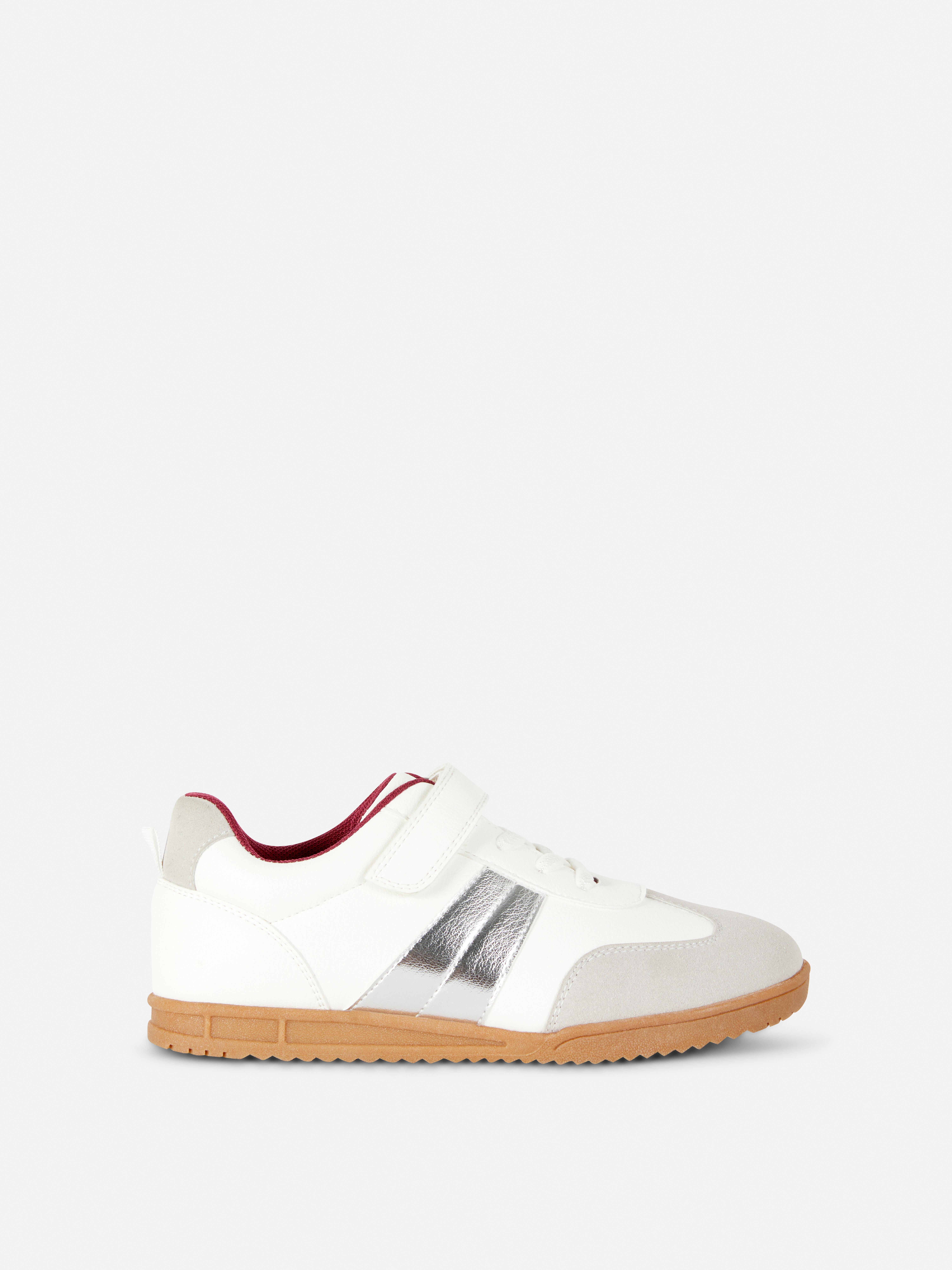 Contrast Panel Trainers