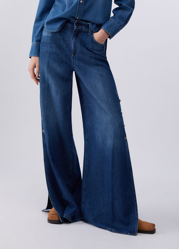 Jeans flare con spacchetti