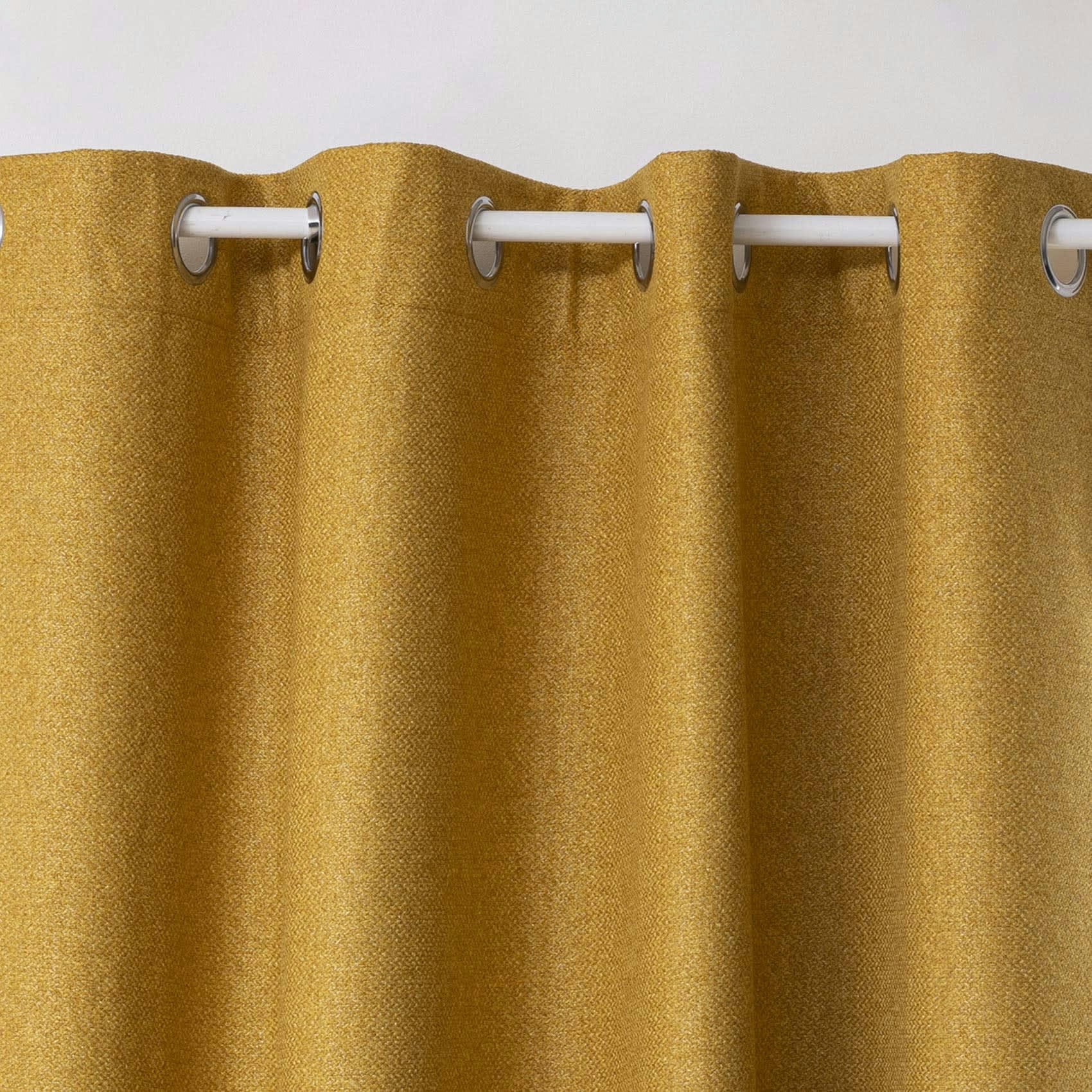 - Rideau uni isolant et occultant jaune ocre