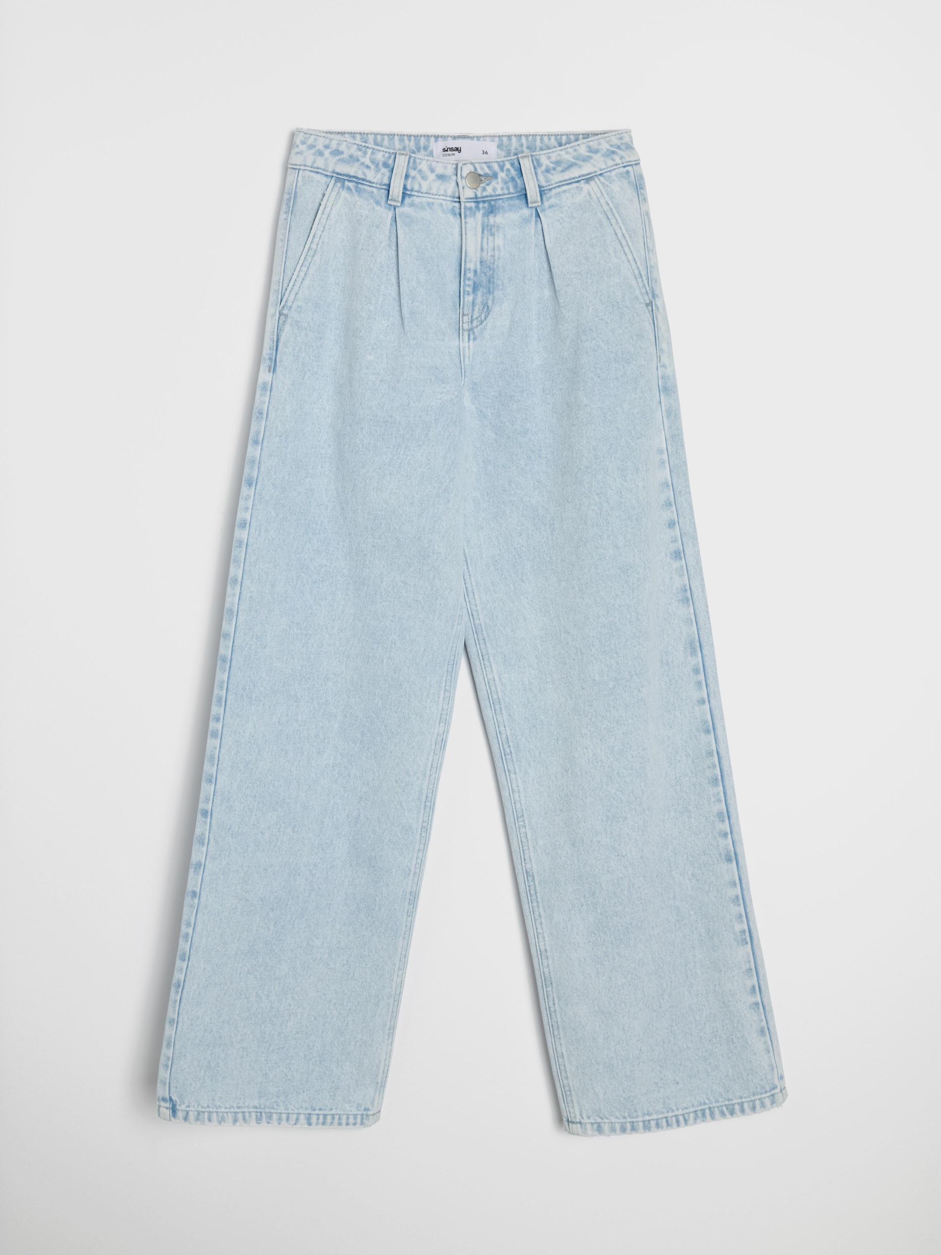 Jeansy wide leg z efektem sprania