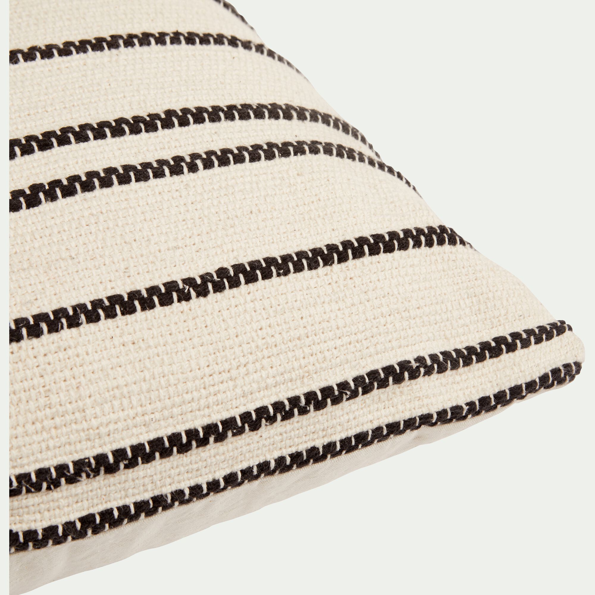 BADIANE - Coussin à rayures brodées en coton 45x45cm - noir et écru