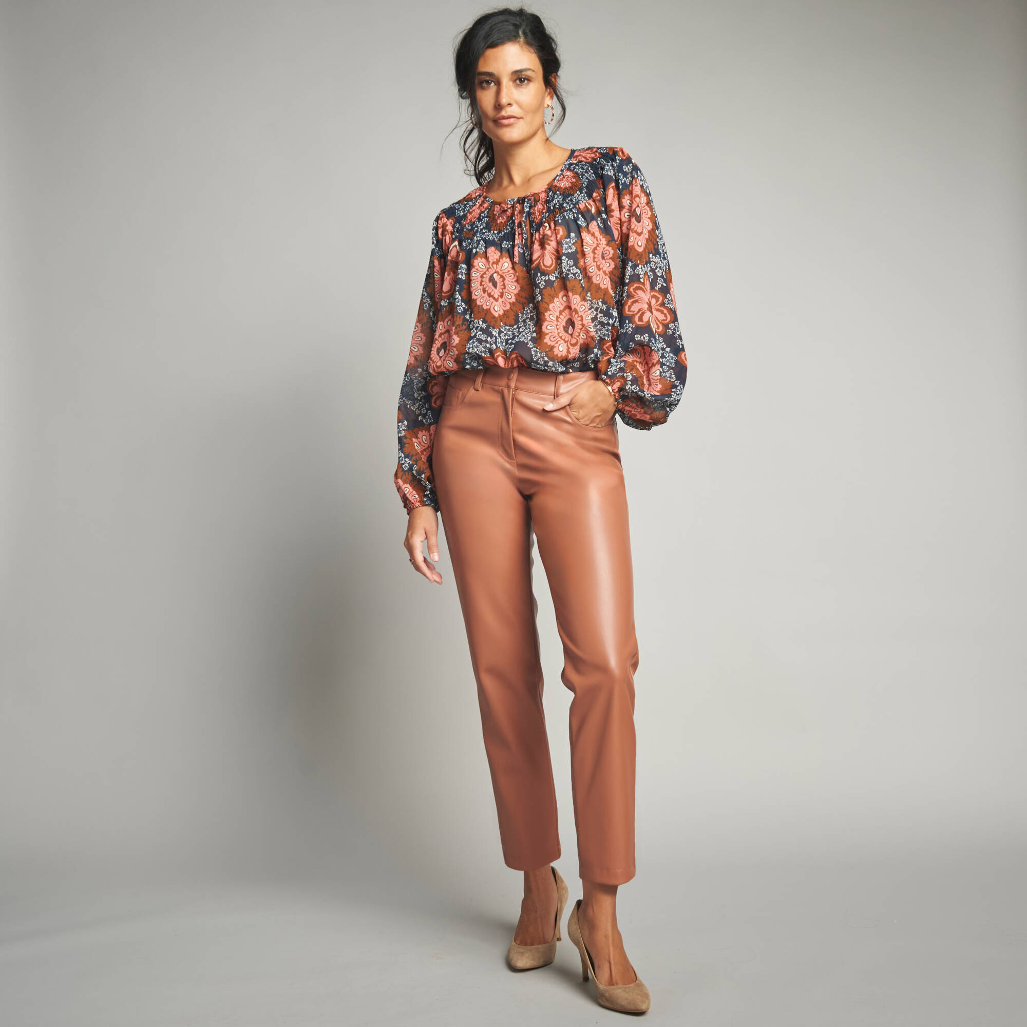 Pantalon fuselé 7/8ème aspect enduit