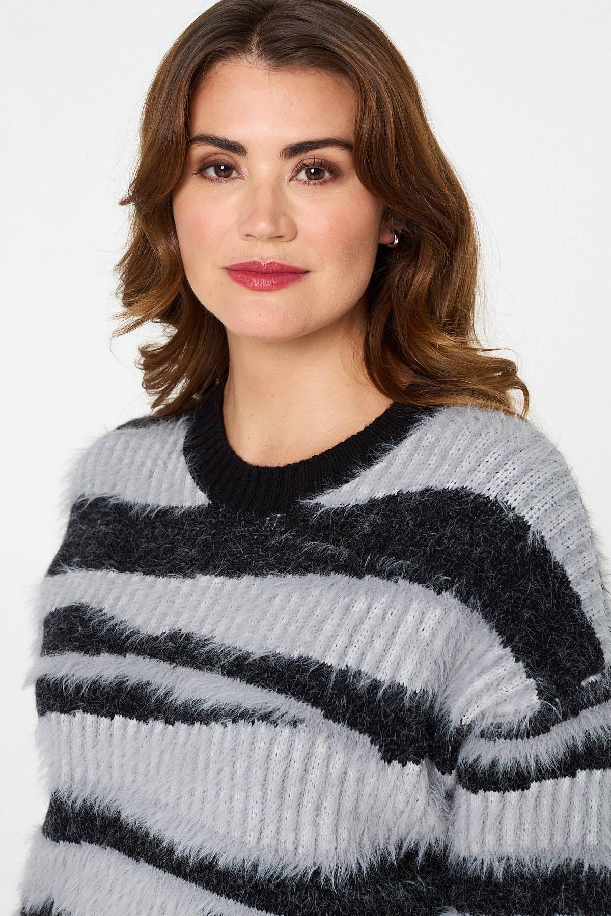 Izabel London Zebra Print Textured Relaxed Jumper
