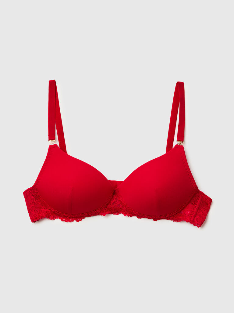 Red padded bra with lace