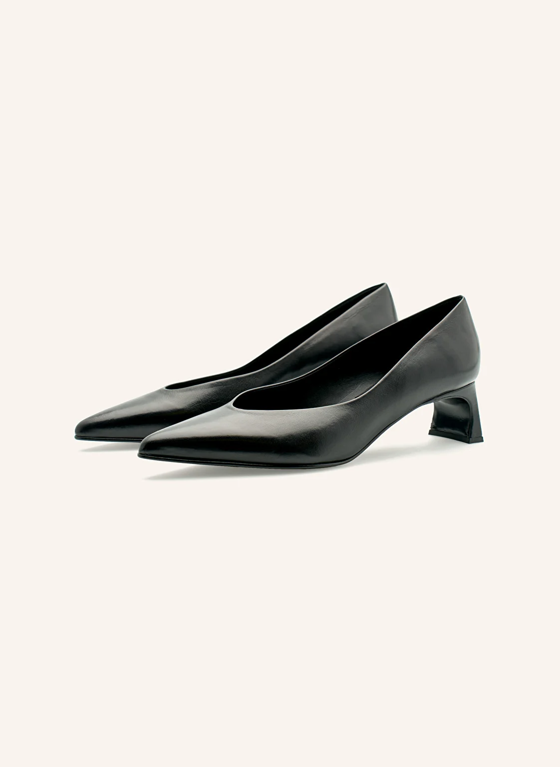 LOTTUSSE Pump CORT