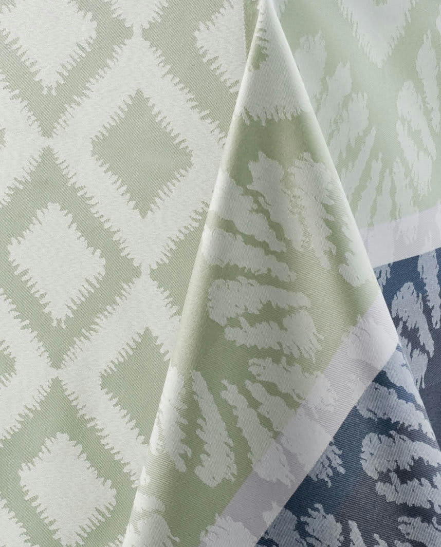 IPANEMA - Nappe jacquard enduit acrylique celadon 160x250 cm