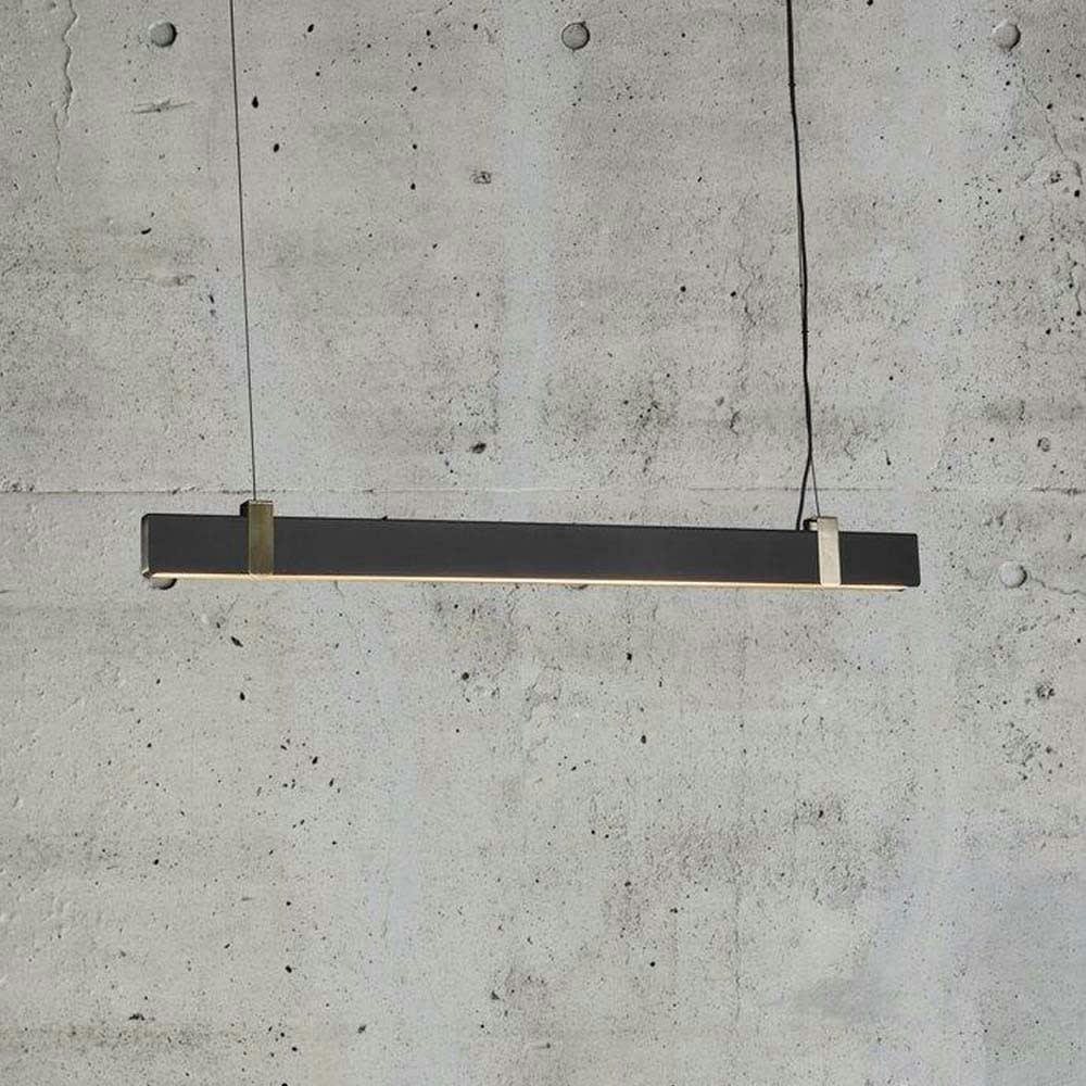 LILT - Suspension led noir 27W avec structure linéaire rectangulaire en métal