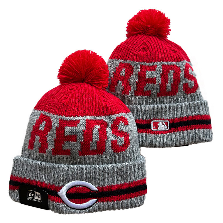 CINCINNATI REDS KNIT HAT