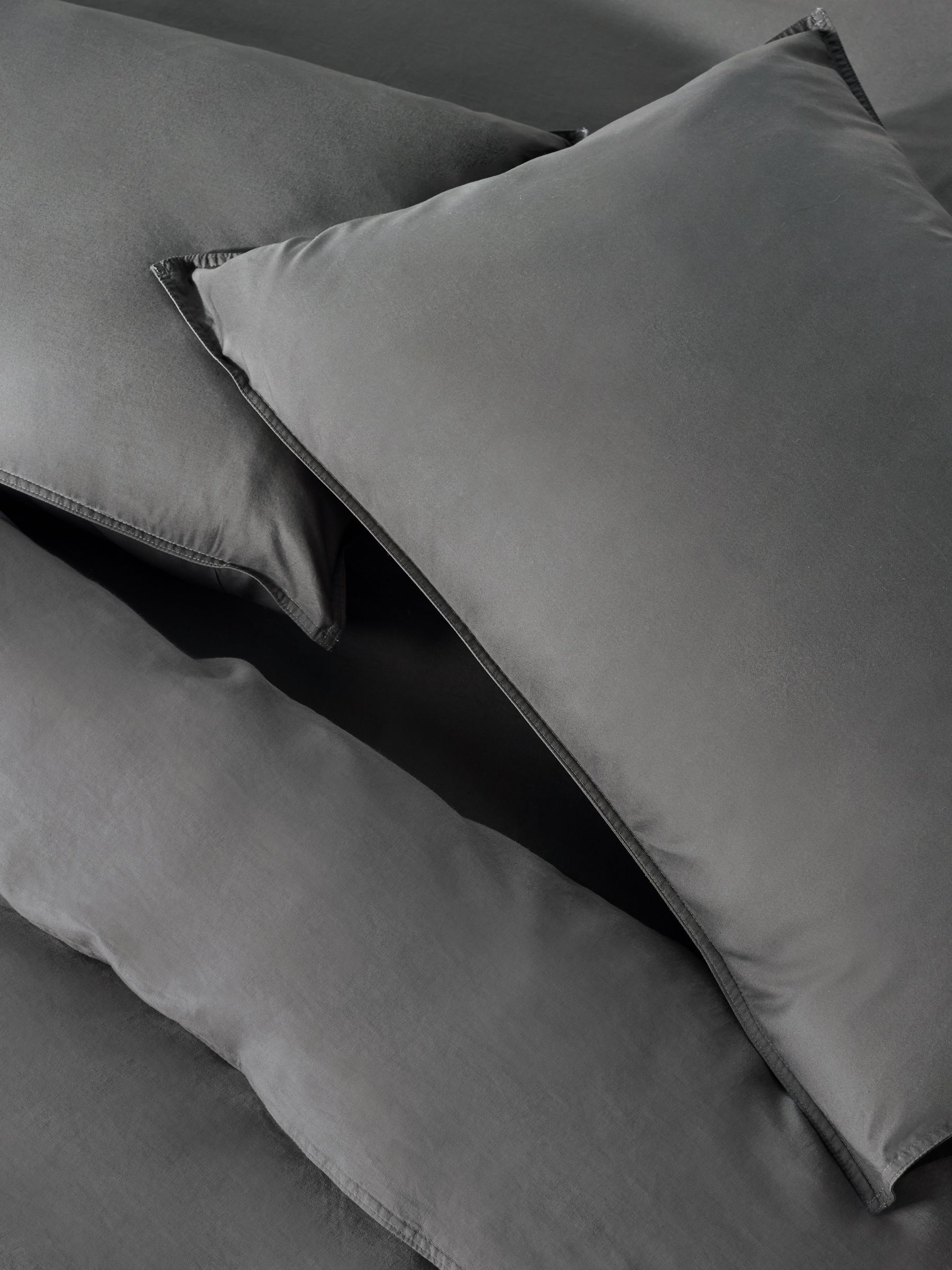 Cosy Washed Cotton Pillowcase Set of 2 in Charcoal Grey