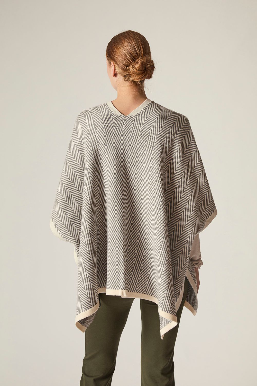 James Lakeland Grey Chevron Knit Wrap