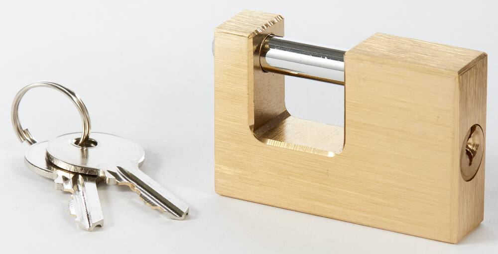 MotoMaster Brass Coupler Lock