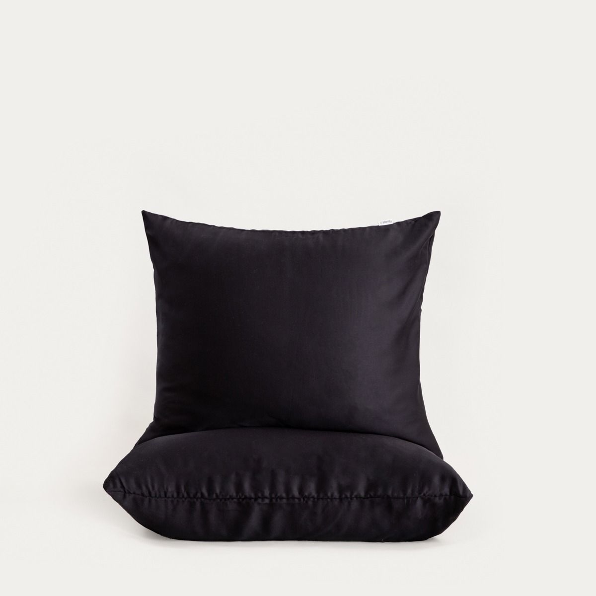 Zestaw dwóch poszewek BAMSA z satyny bambusowej czarnych 2*50x60 cm