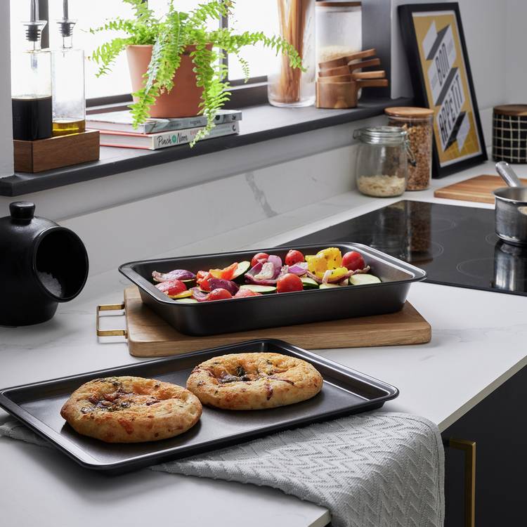 Habitat Carbon Steel Non Stick Bakeware Set