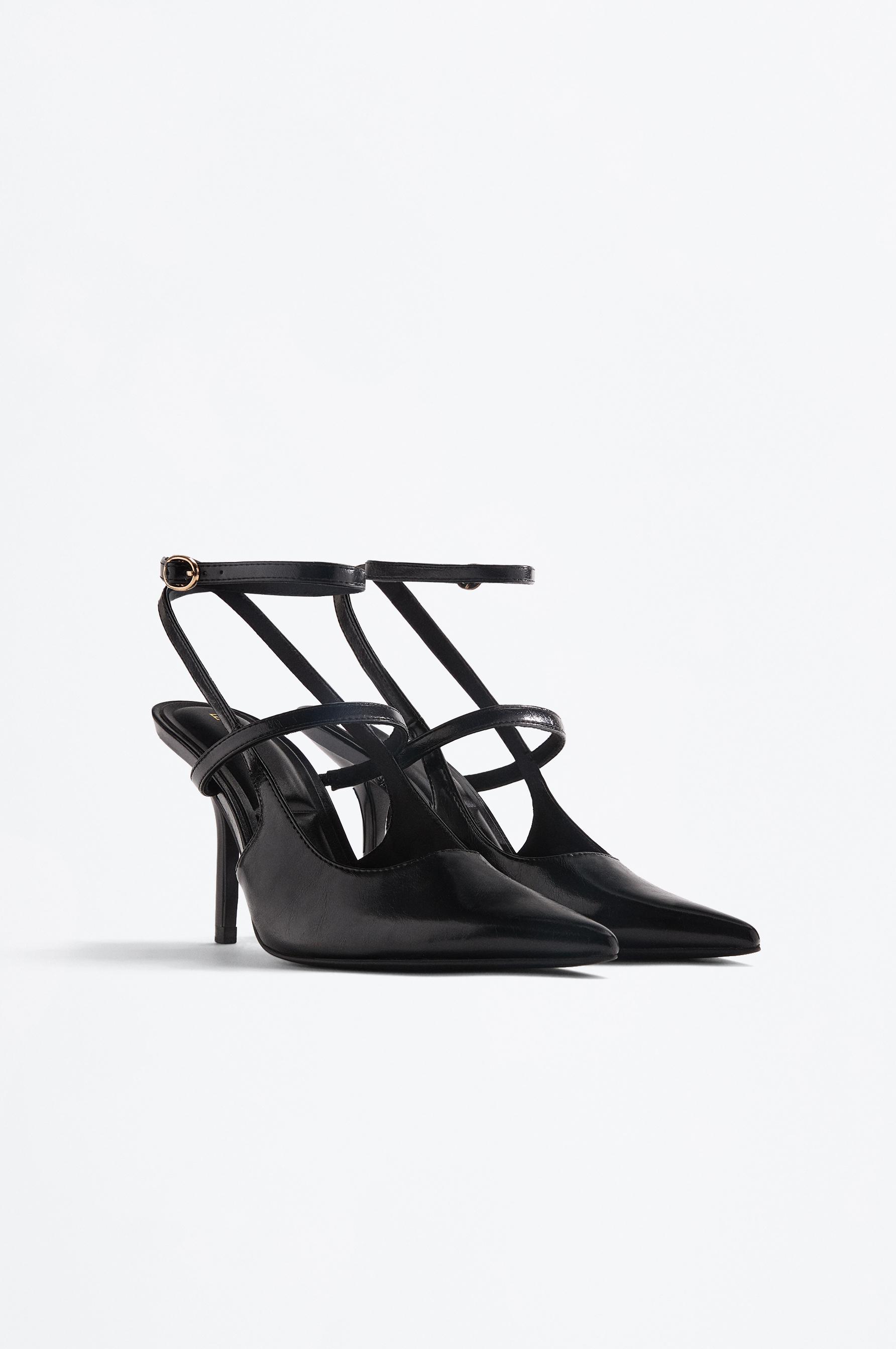 Zapato tacón fino