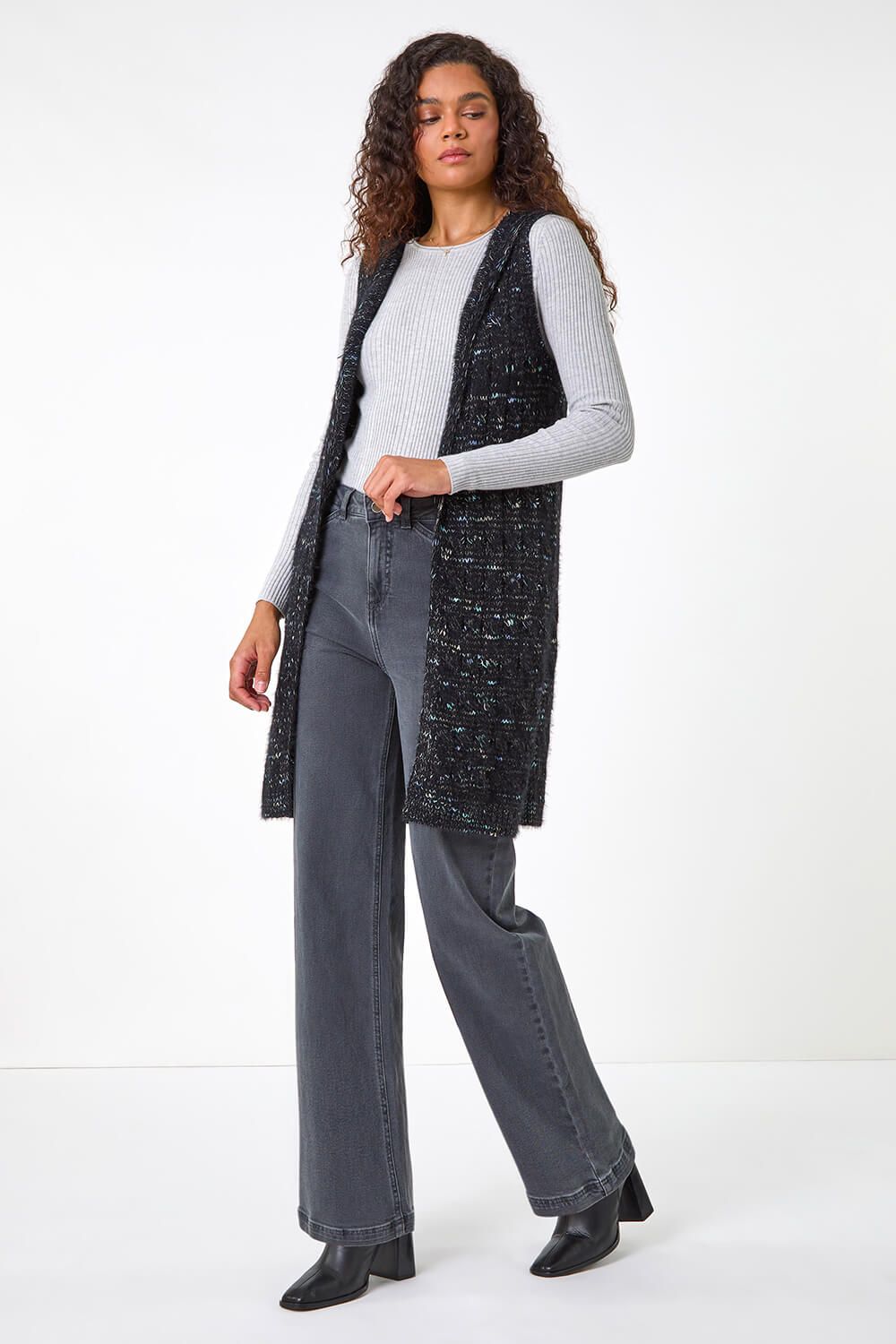 Roman Textured Fluffy Knit Hooded Gilet