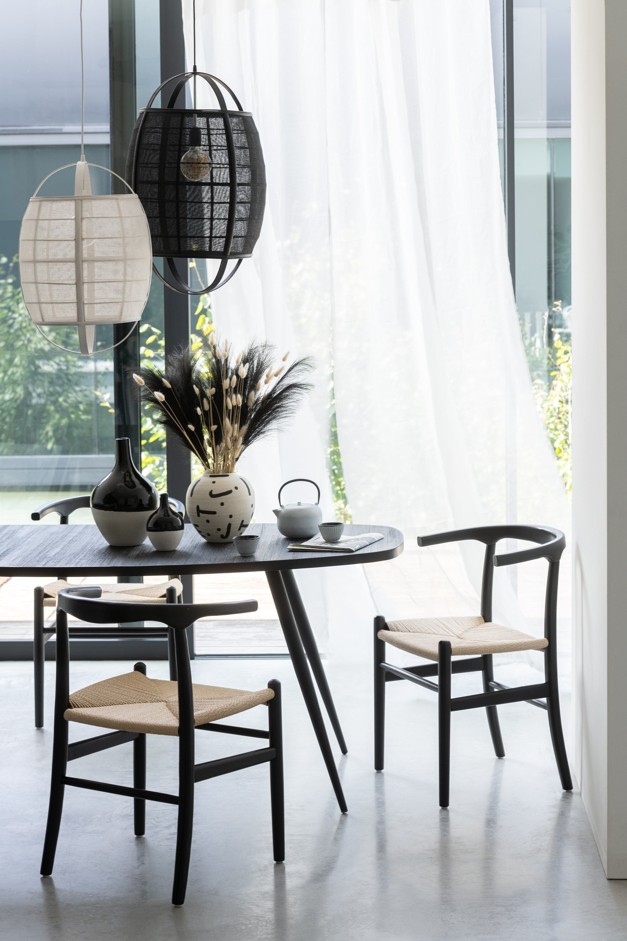J-Line hanglamp Ion - linnen/bamboe - zwart - small