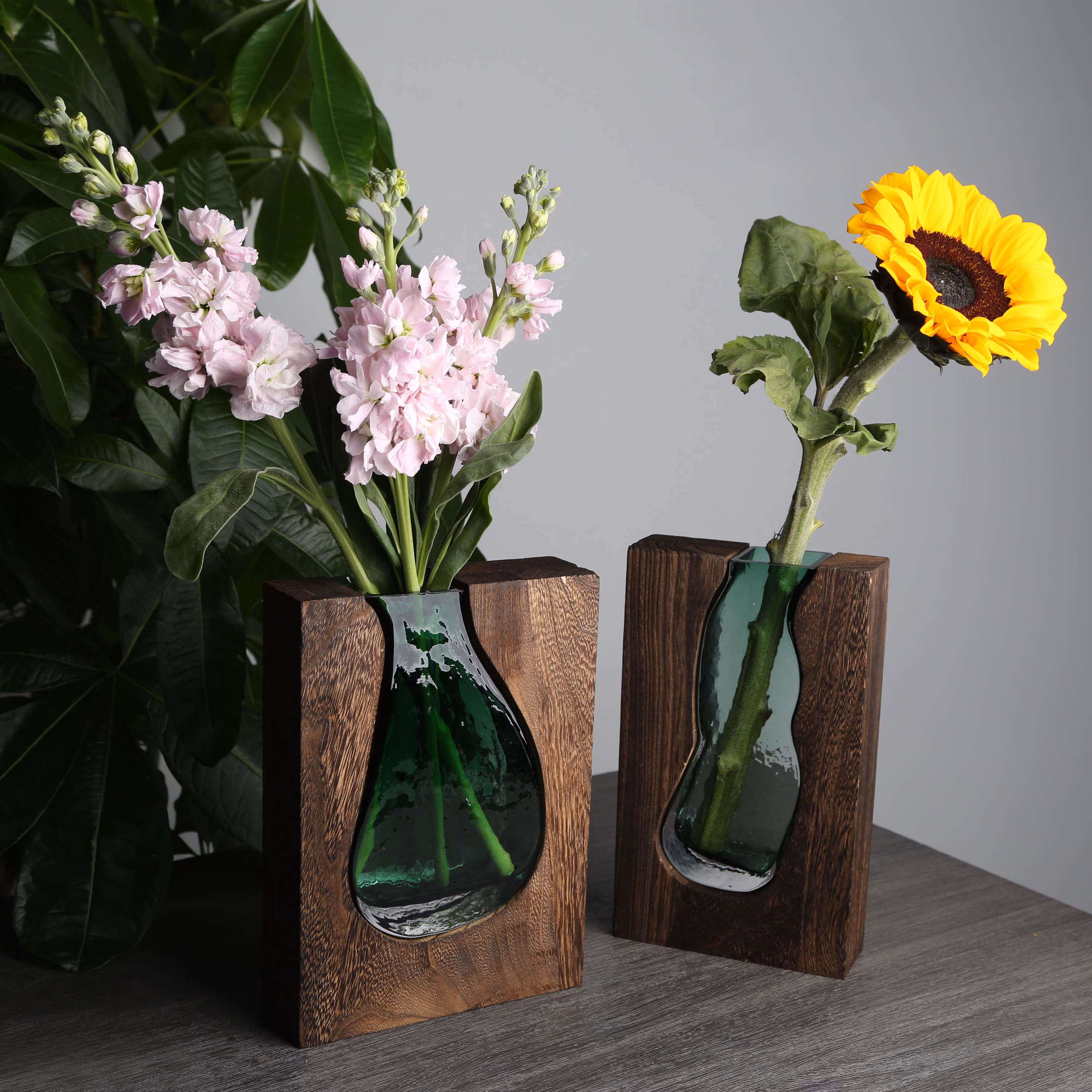 Custom Wooden Vase,Personalized Flower Holder,Artistic Vase,Unique Gift for Her,Gift for Mom,Eco-Friendly Home Décor,Thoughtful Gift Idea