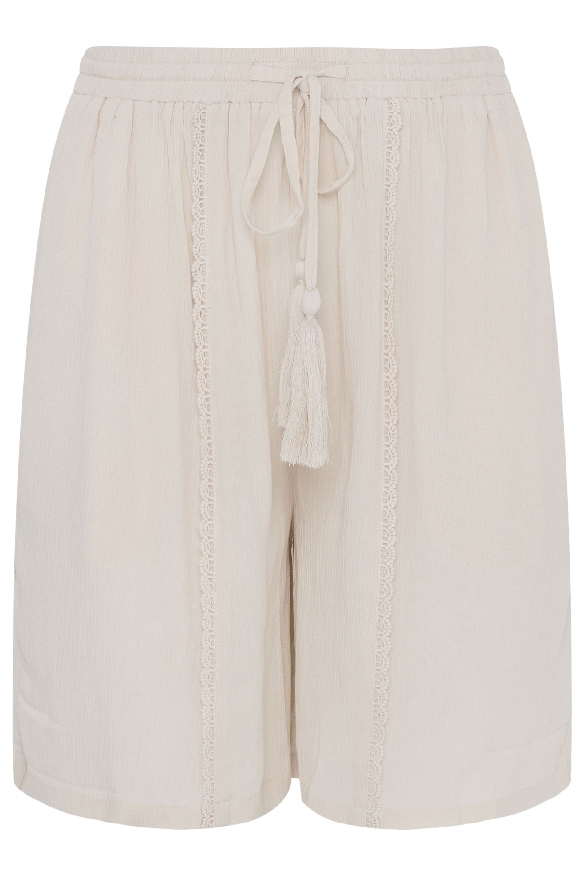 Yours Scallop Trim Shorts