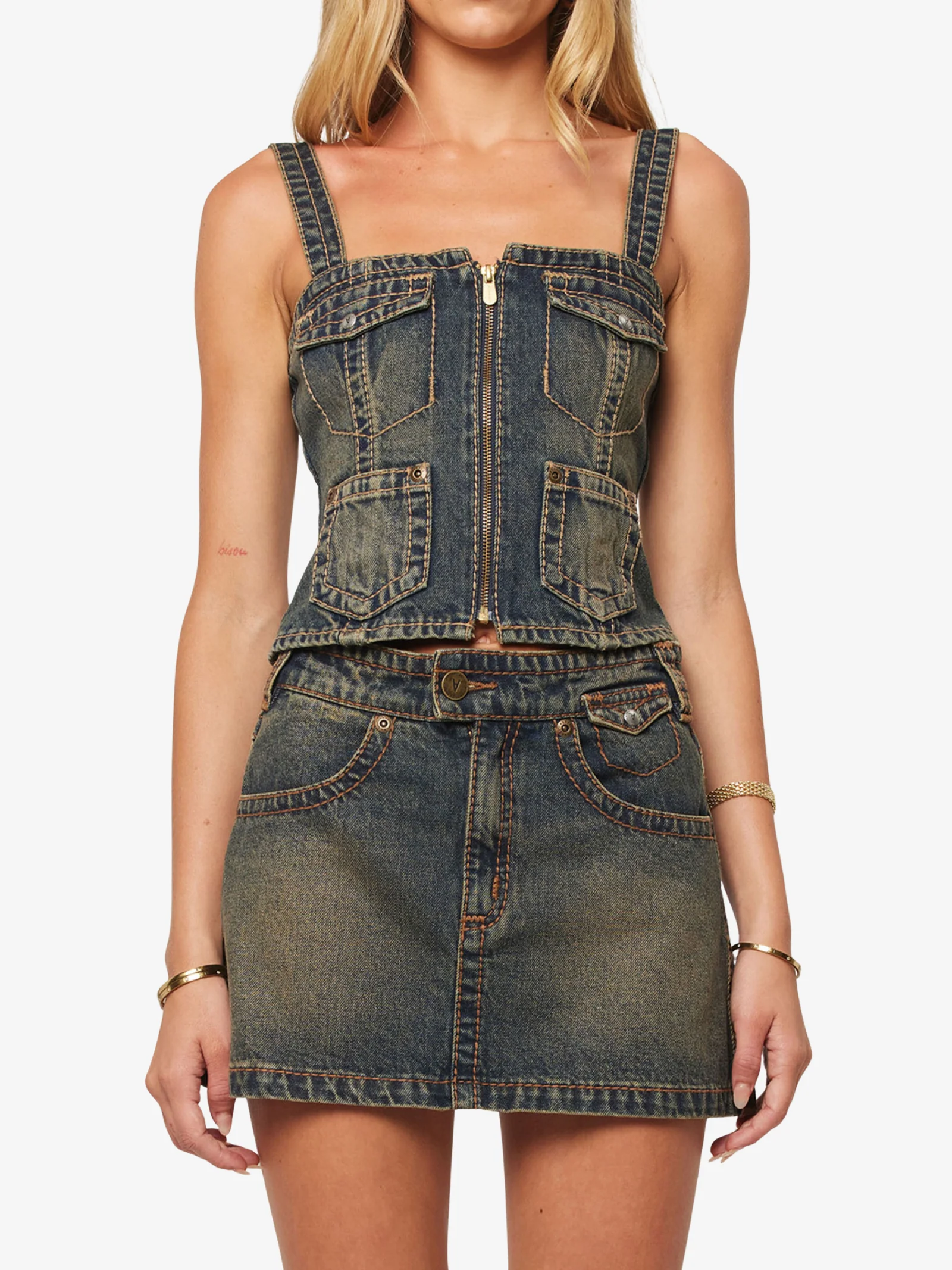 Utility Top Hillary