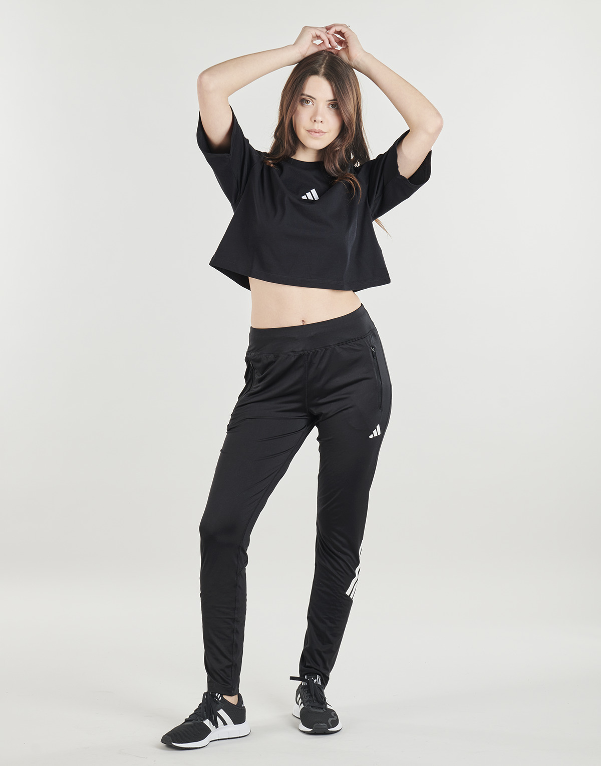 adidas - 0 - Black / White