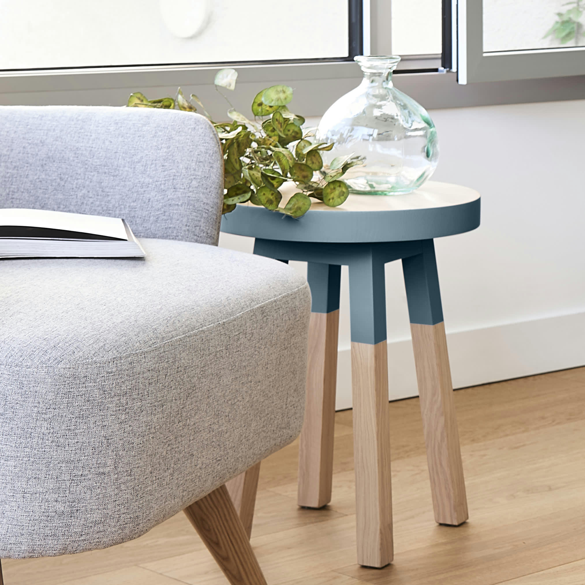 EGEE - Lot de 2 tabourets, assise diamètre 35 cm, 100% frêne massif bleu freh