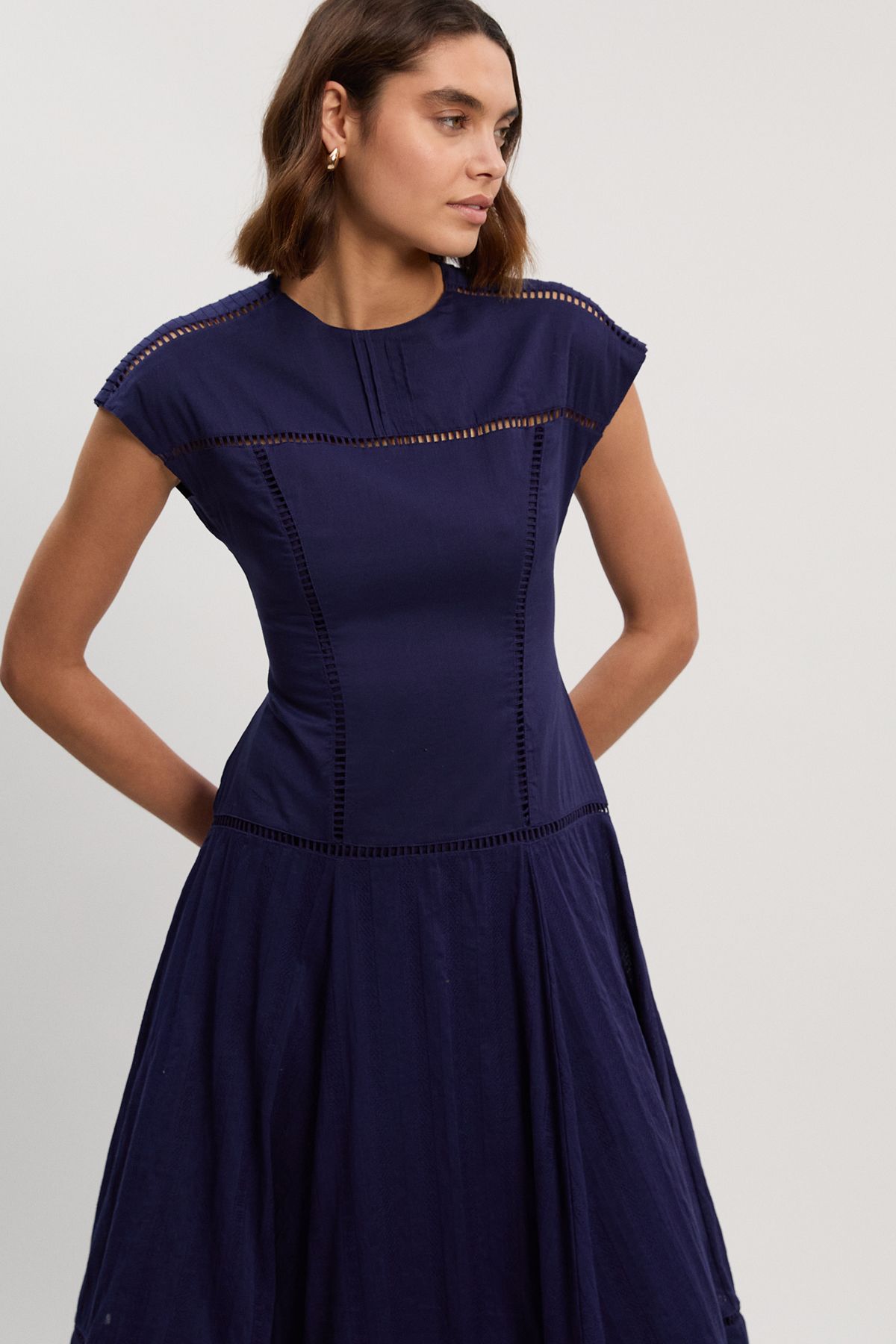 KarenMillen Cotton With Lace Trim Insert Hanky Hem Woven Midi Dress