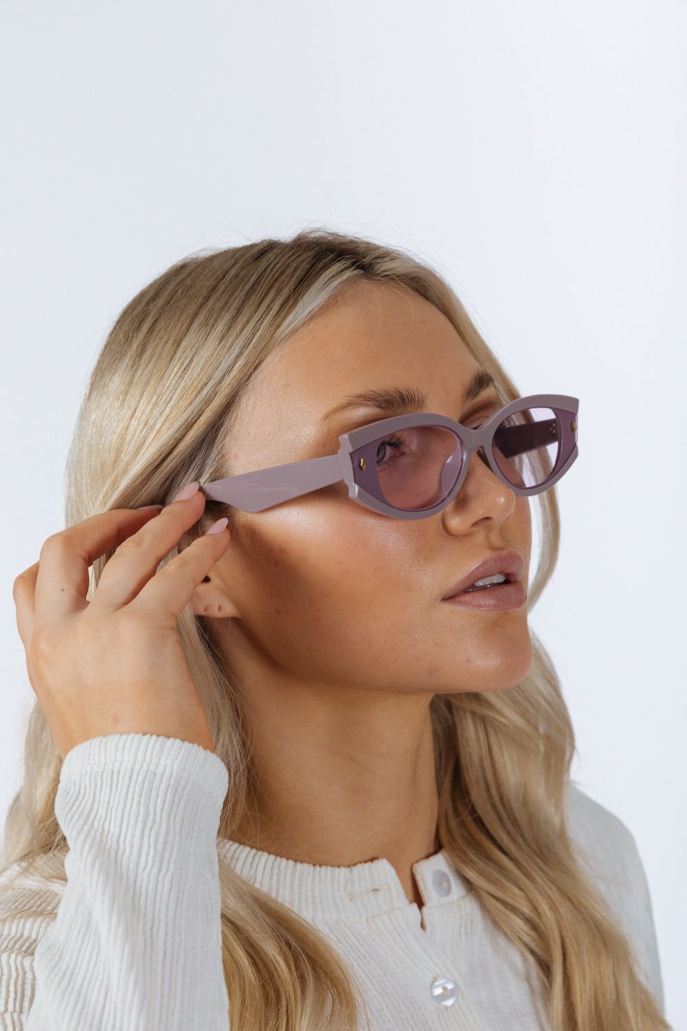 SVNX Oval Rectangular Vintage Sunglasses in Purple