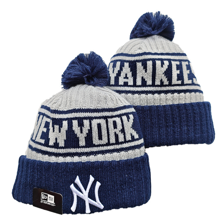 NEW YORK YANKEES KNIT HAT