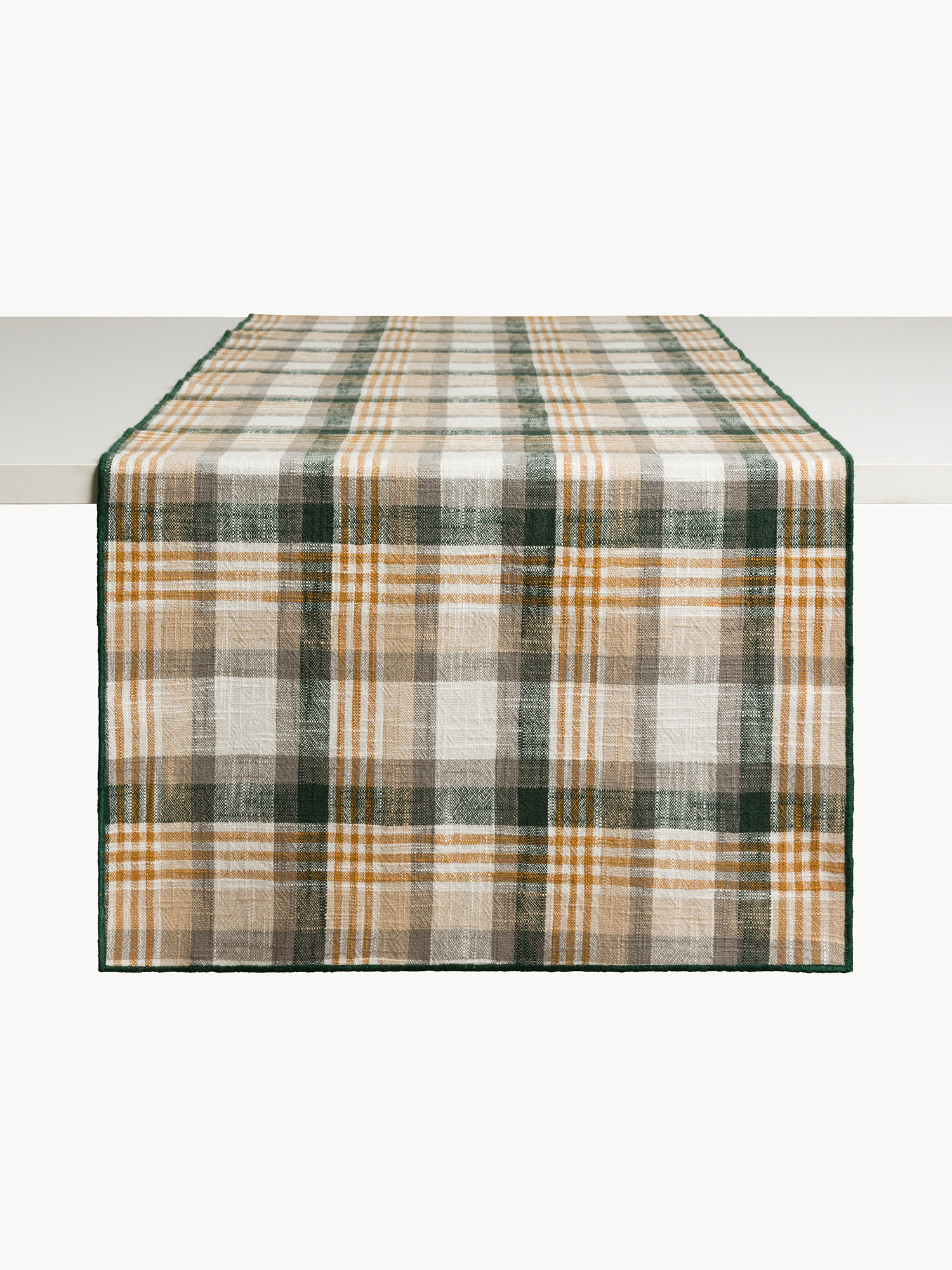 Runner motivo check in puro cotone tinto filo con overlock a contrasto