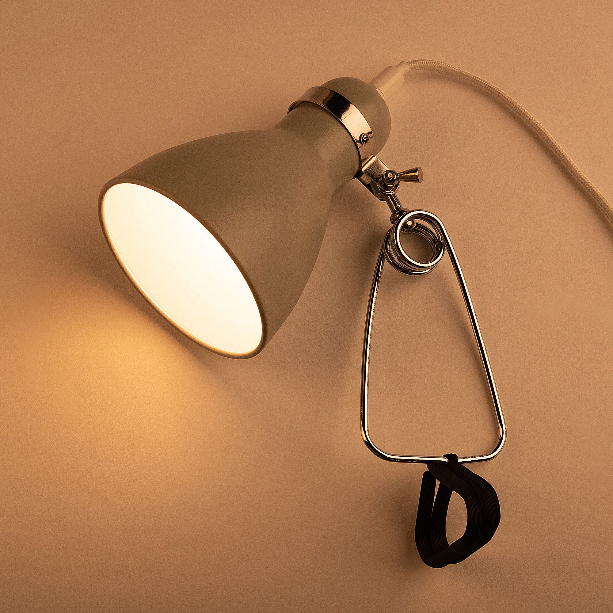 BONNIE - Lampe à pince - vert olivier h29,5cm