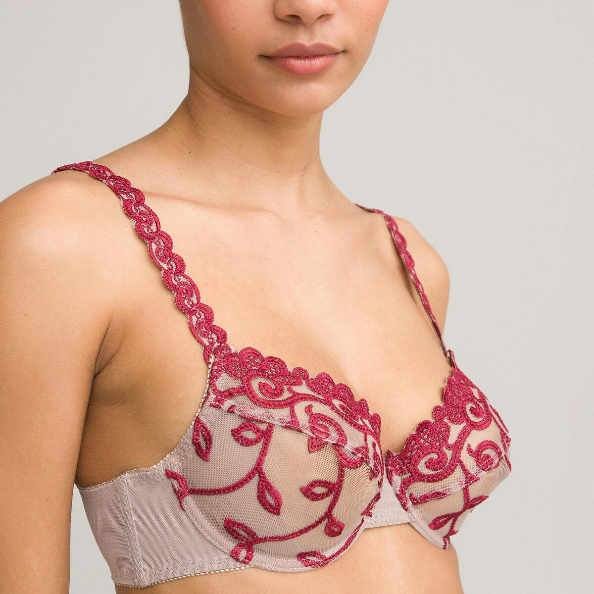 Soutien-gorge emboîtant en tulle brodé Lyssa