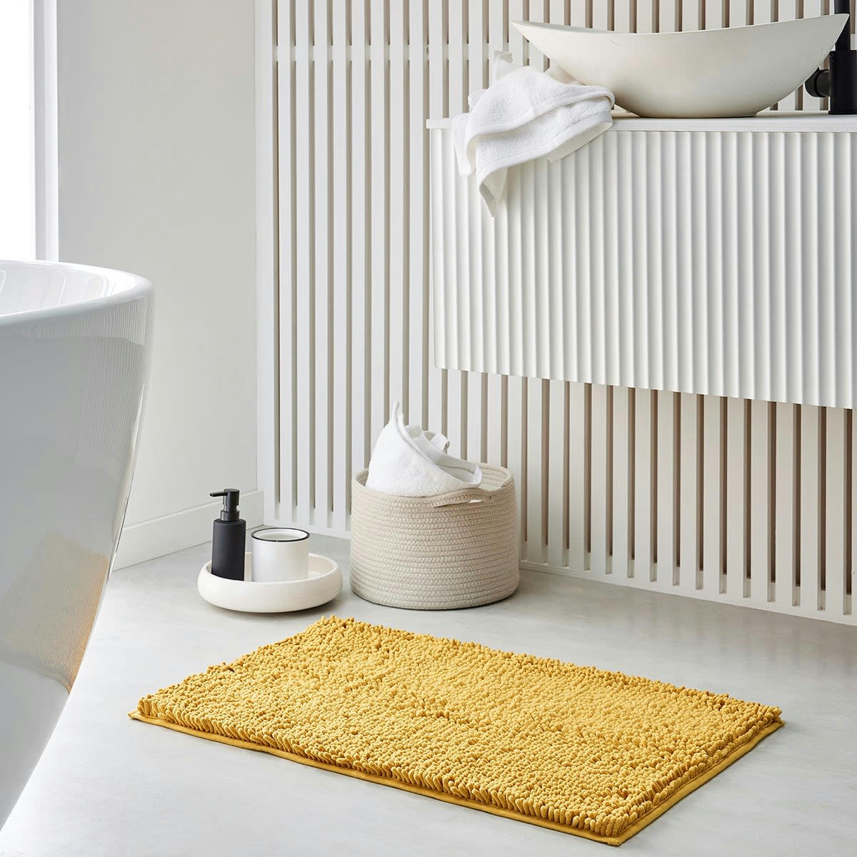ESSENTIAL - Tapis de bain mèche uni en Polyester Jaune 50x80 cm